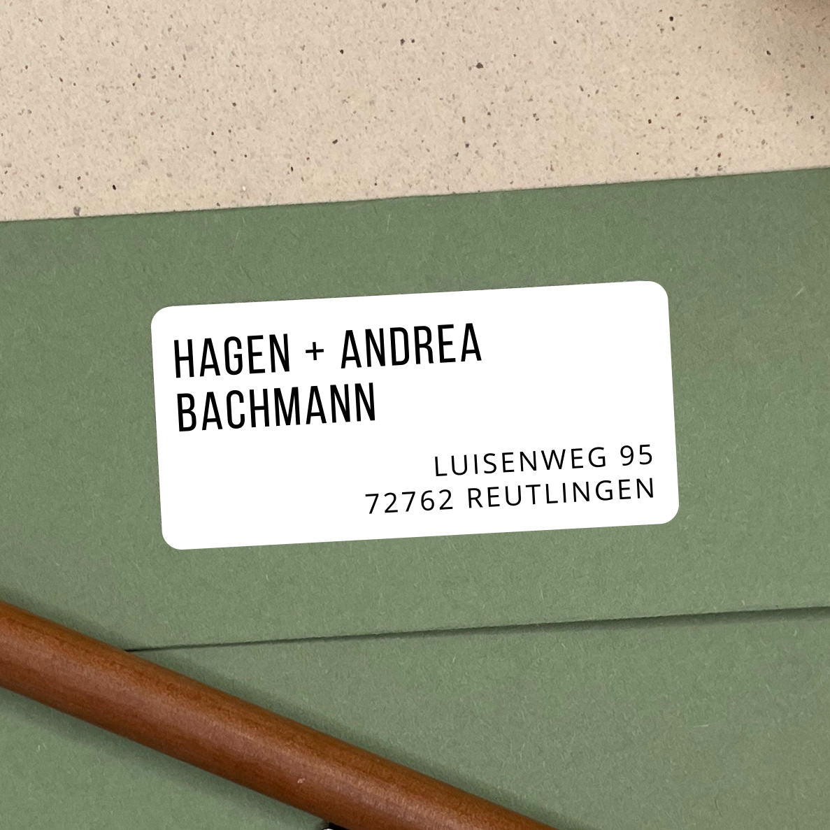 Adressaufkleber mit moderner Blockschrift #005