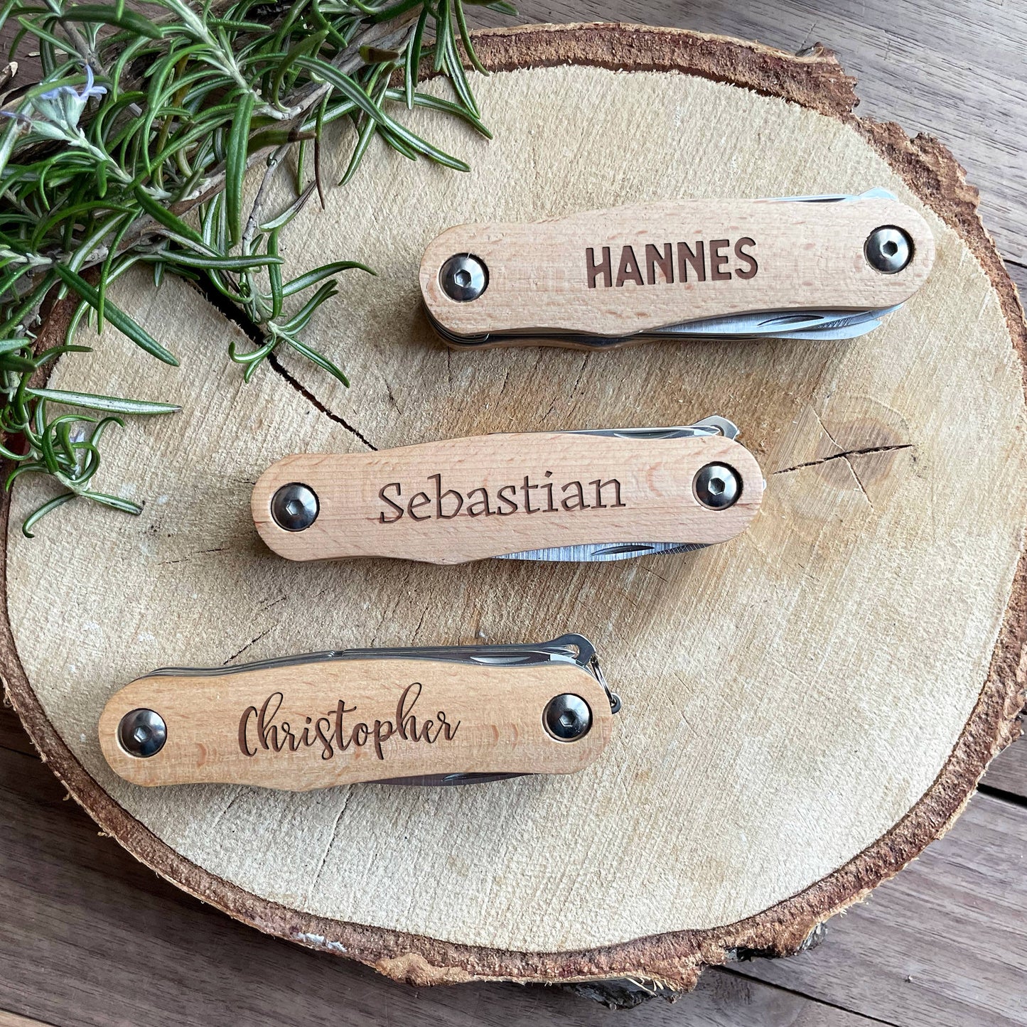 Großes Taschenmesser mit 9 Funktionen und individueller Gravur