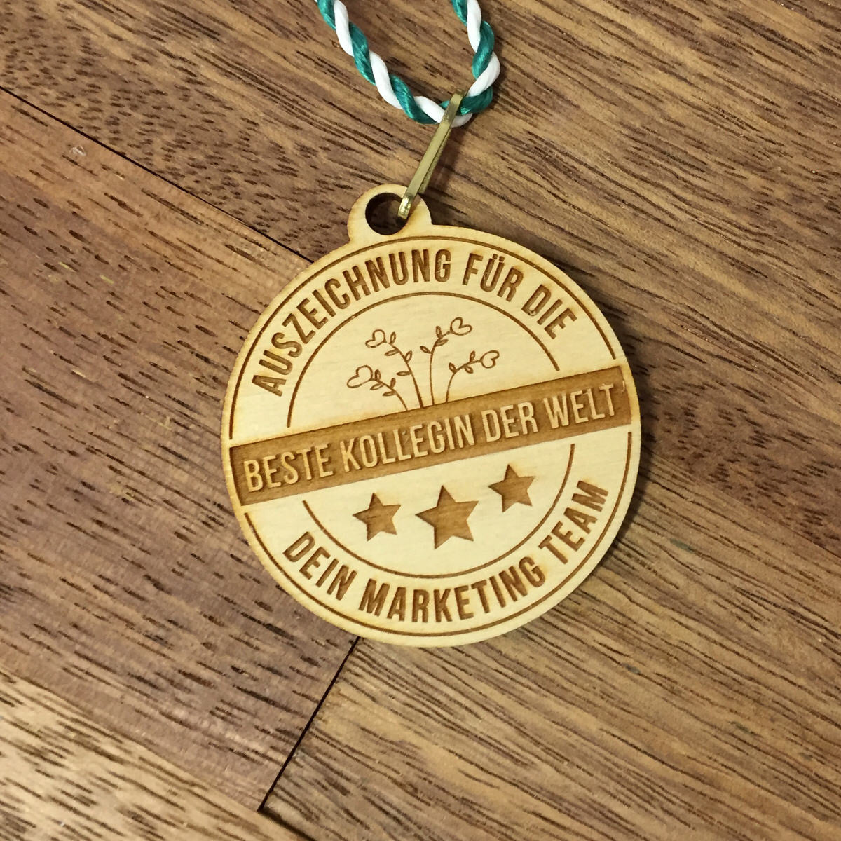 Holzmedaille "Beste Kollegin der Welt"