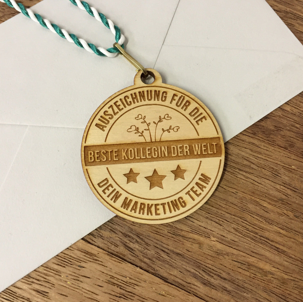 Holzmedaille "Beste Kollegin der Welt"