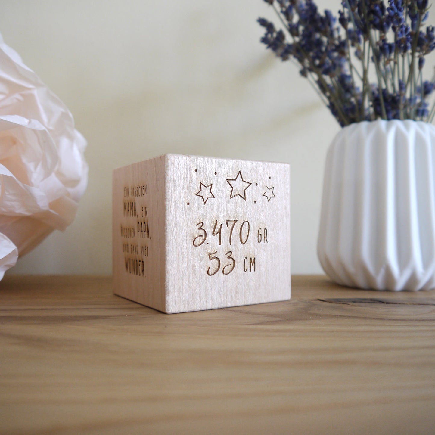 6 cm Holzwürfel zur Geburt oder Taufe, mehrseitig graviert