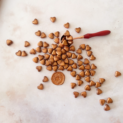 45 Siegelwachsperlen - Kupferfarben