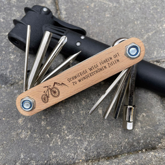 Fahrrad Multitool mit 8 Werkzeugen und personalisierter Gravur