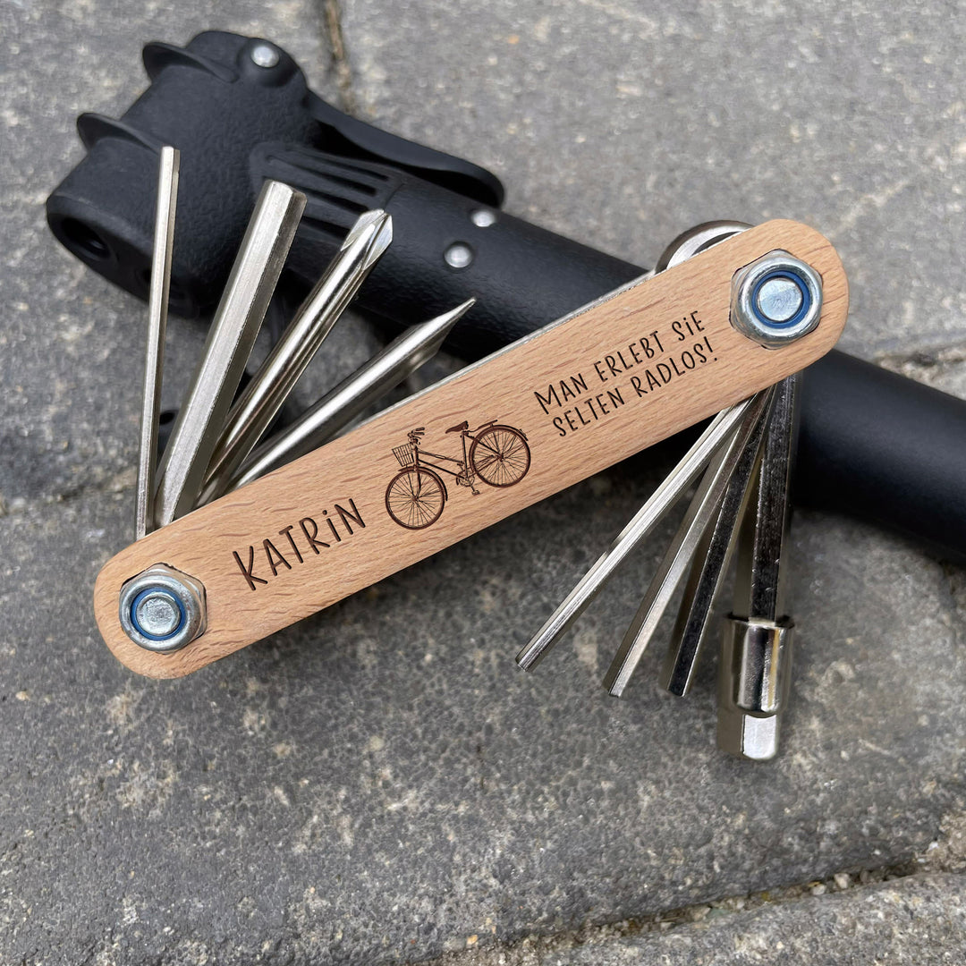 Fahrrad Multitool mit 8 Werkzeugen und personalisierter Gravur
