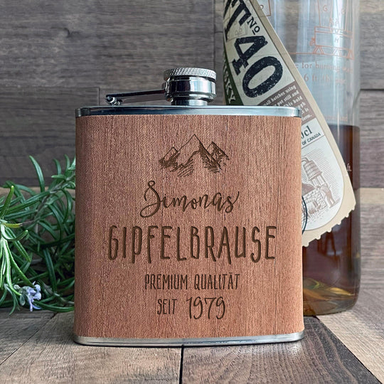 Personalisierter Flachmann mit Holzlaminat - Gipfelbrause