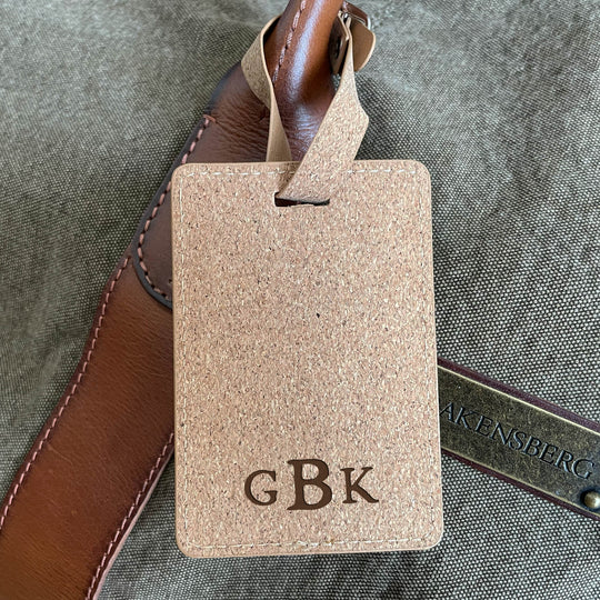 Gepäckanhänger aus Kork mit persönlichem Monogramm