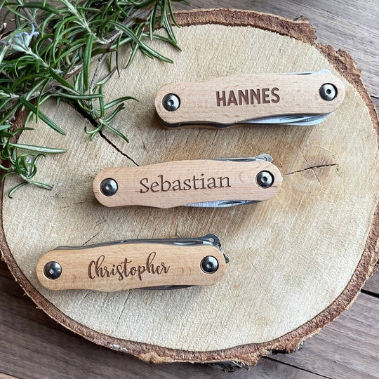 Großes Taschenmesser mit 9 Funktionen und individueller Gravur