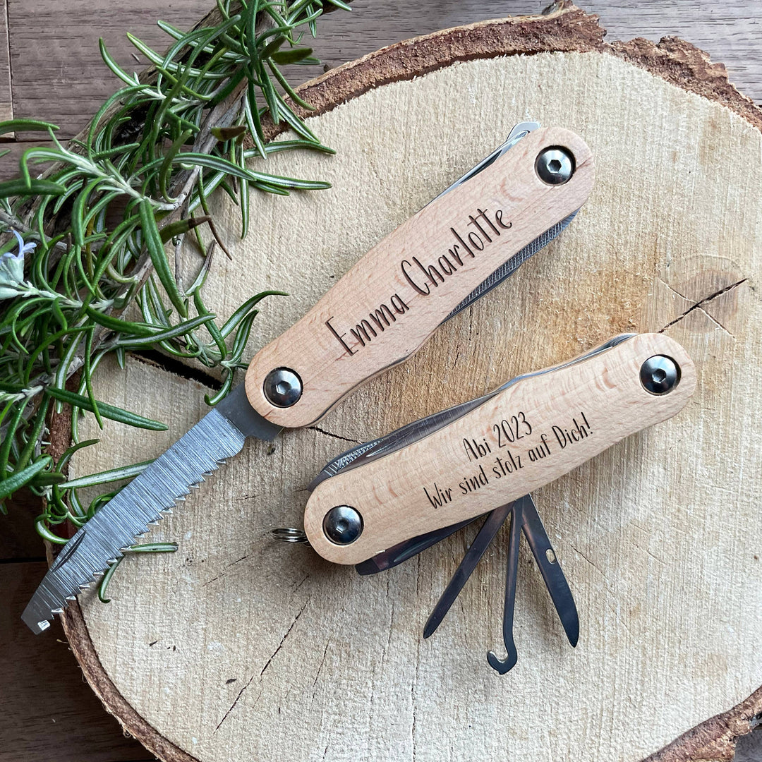 Großes Taschenmesser mit 9 Funktionen und individueller Gravur